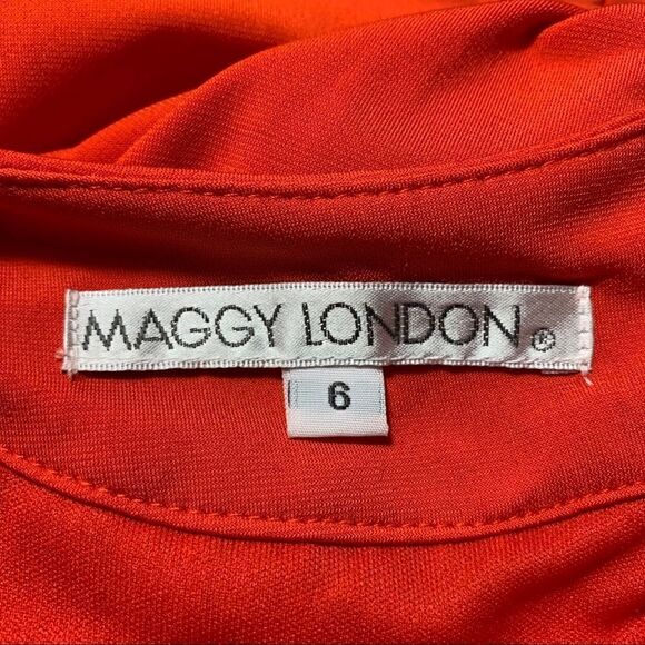 Maggy London Sleeveless Blouson Dress Sz 6 - Picture 4 of 7